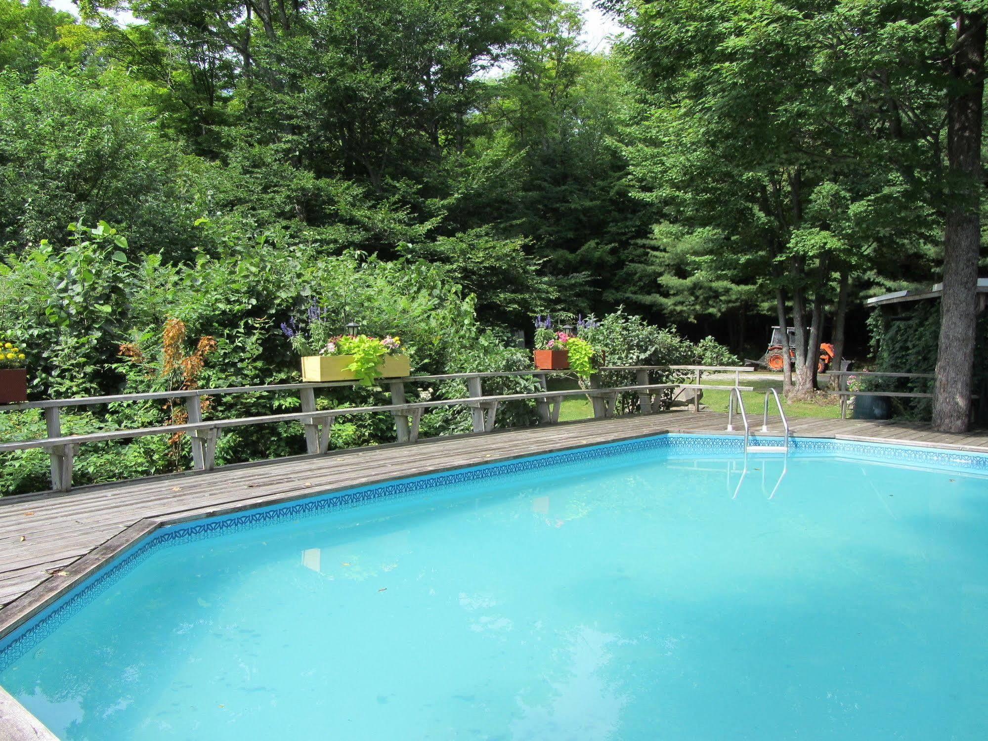 Stouffermill Bed & Breakfast Algonquin Highlands Eksteriør bilde