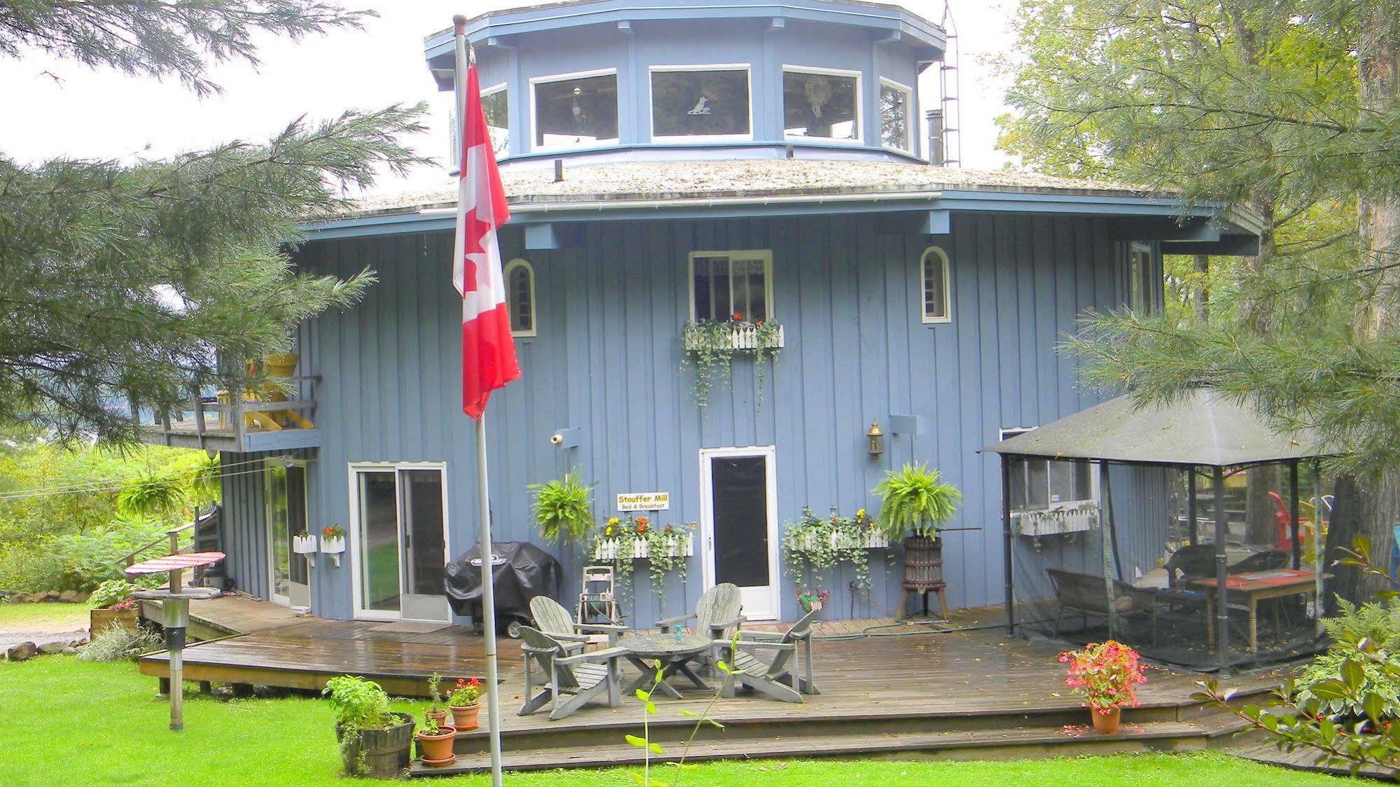 Stouffermill Bed & Breakfast Algonquin Highlands Eksteriør bilde